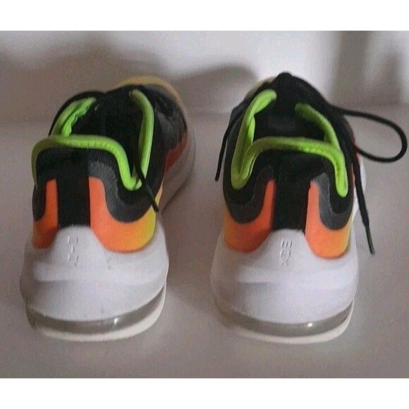 Nike Air Max size 5 youth/ Black- NEON Grean Orange Color Under Black - Picture 2 of 7